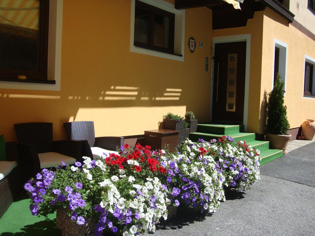 Haus Sonnschein Bed and Breakfast Sölden Buitenkant foto