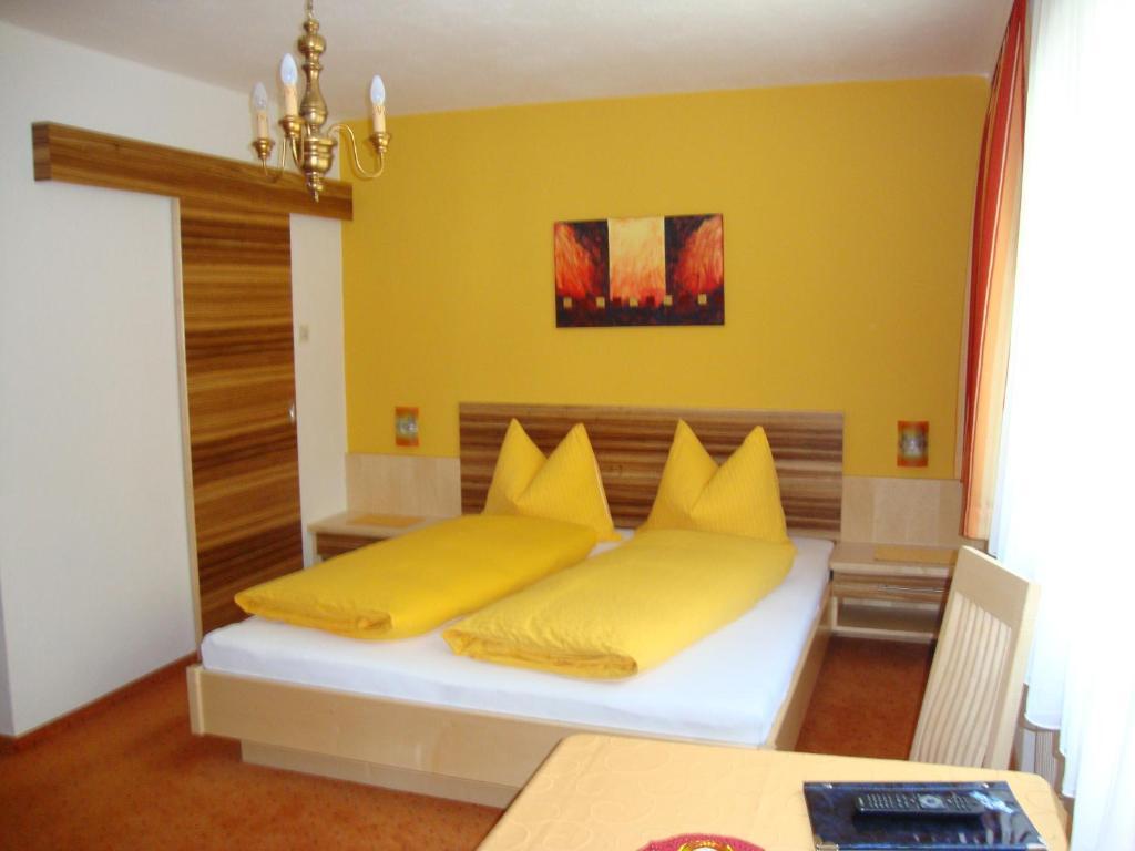 Haus Sonnschein Bed and Breakfast Sölden Kamer foto