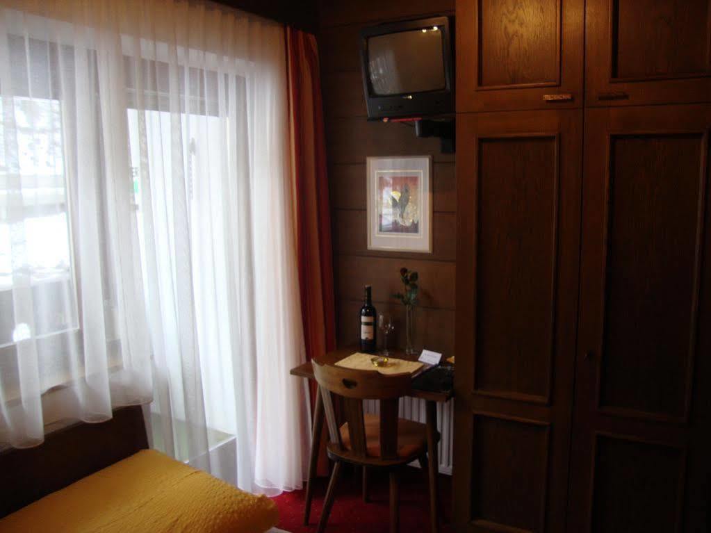 Haus Sonnschein Bed and Breakfast Sölden Buitenkant foto